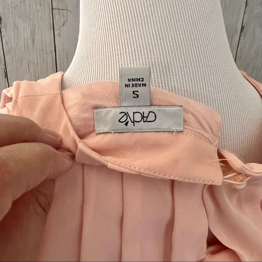 Cache Ruched Blouse L1 - Picture 8 of 8